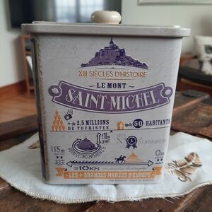 Vintage Mont Saint Michel Biscuit Tin – UNESCO World Heritage